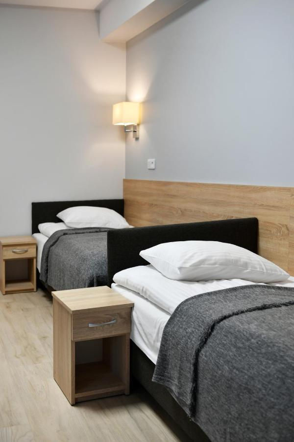 Fotex Bed and Breakfast Ząbki Buitenkant foto