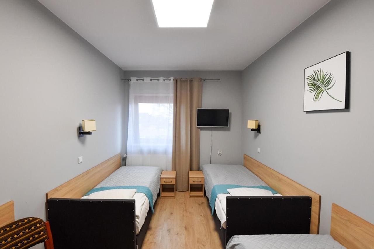 Fotex Bed and Breakfast Ząbki Buitenkant foto