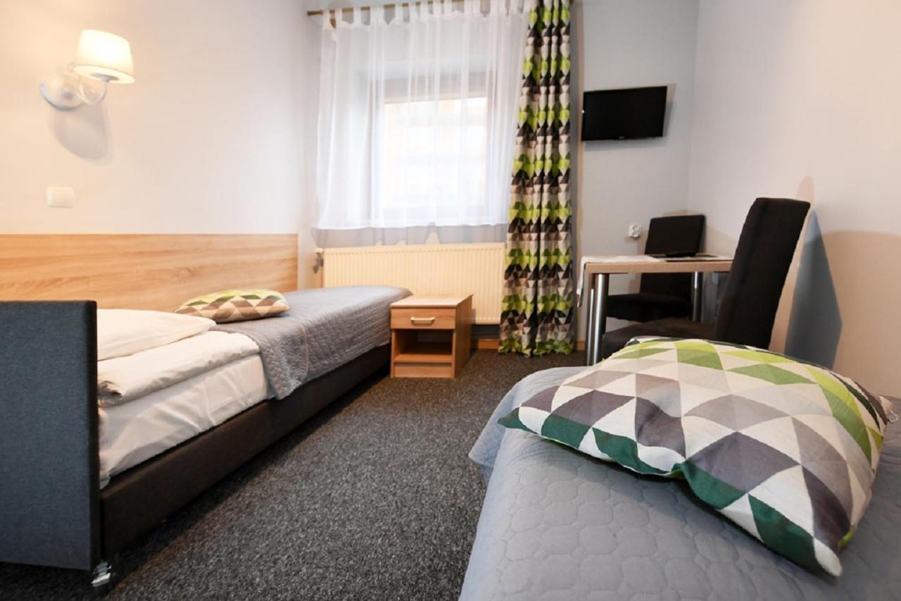 Fotex Bed and Breakfast Ząbki Buitenkant foto